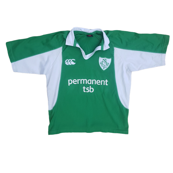 Front of 2005/06 Ireland Rugby Jersey