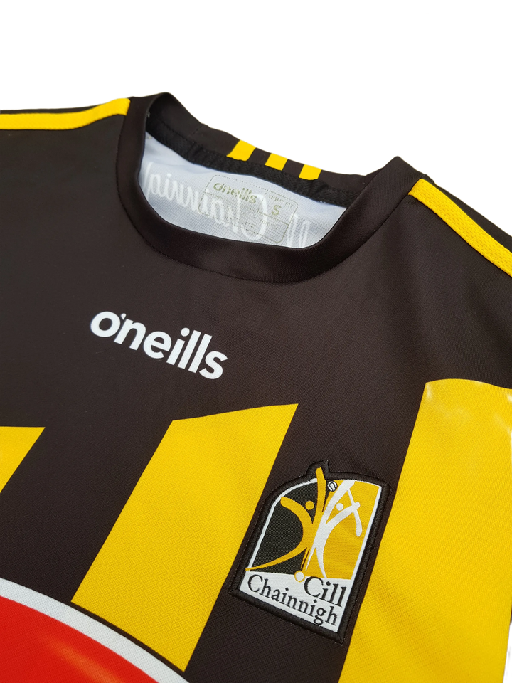 collar of 2018 Kilkenny GAA hurling Jersey