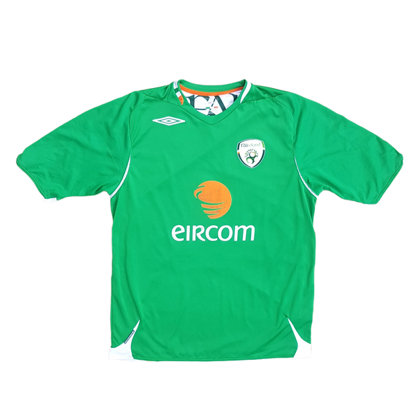 Front of vintage 2006 Ireland football Shirt 