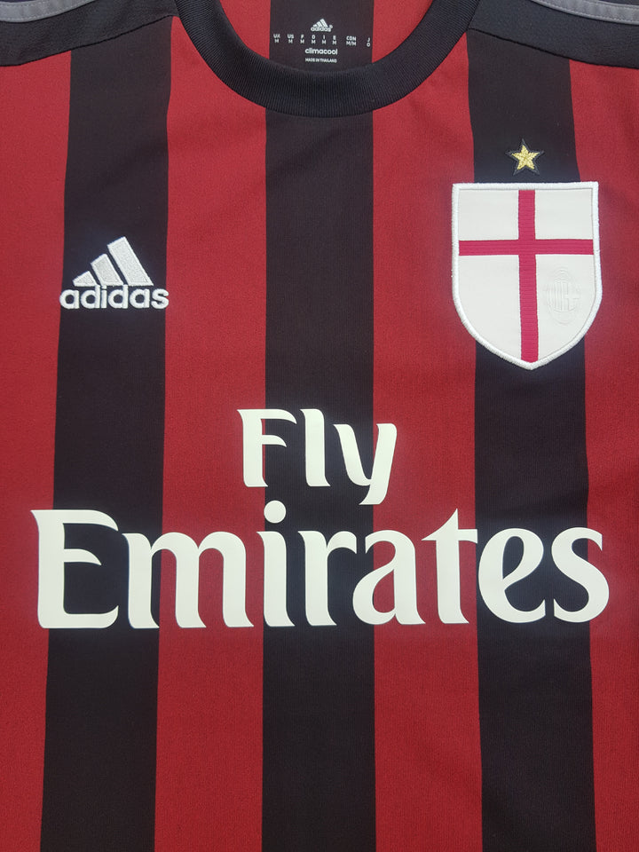 Sponsor on 2015/16 AC Milan Shirt (