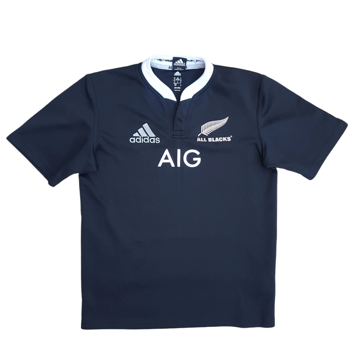 Front of 2013/14 All Blacks Rugby Jersey