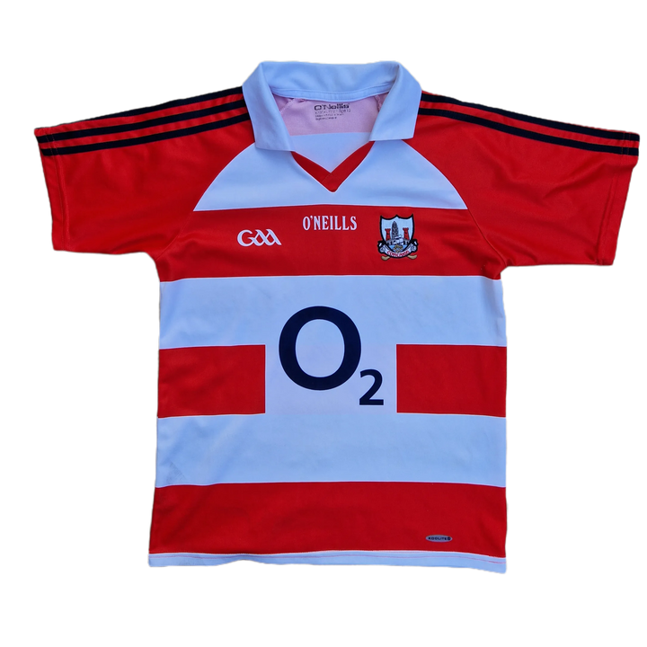 front of Kids 2012 Cork GAA goalkeeper jersey