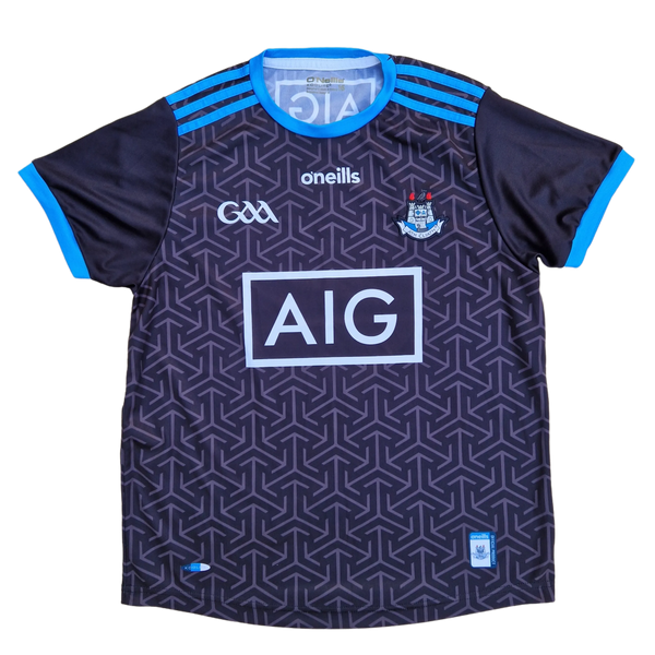 Front of Ladies Dublin GAA Jersey