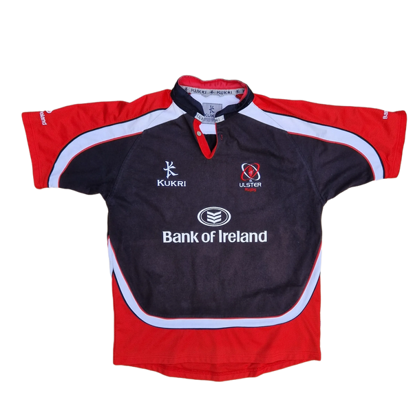 Front of classic 2009 Ulster rugby Away Jersey 