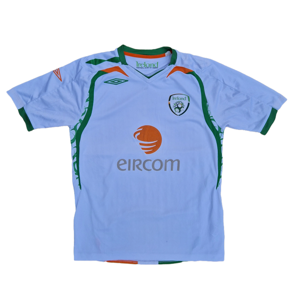 Front of 2008 Ireland Away Shirt