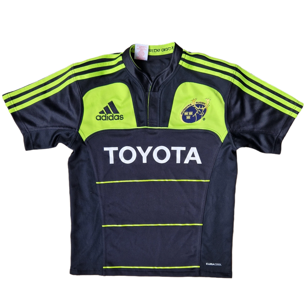 Front of 2010/11 Munster Away Jersey