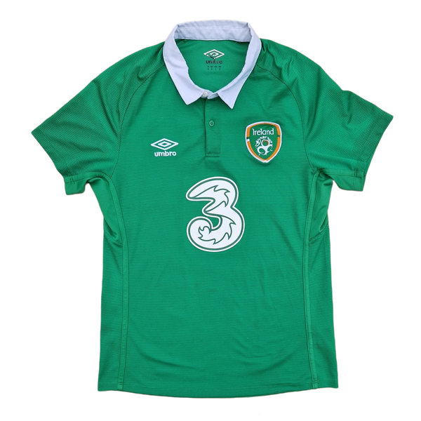 Front of 2014 Ireland home football Shirt 