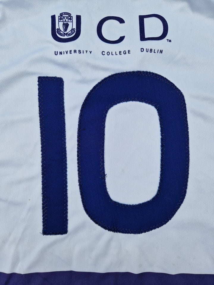 Number 10 on back of vintage 2001 UCD GAA Gaelic Football Jersey