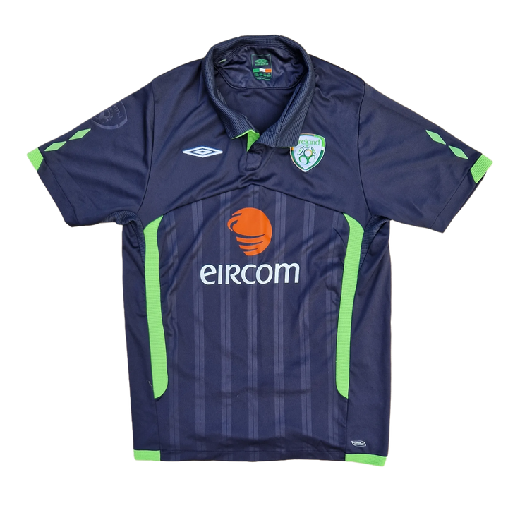 Front of 2008 Ireland soccer Away Shirt