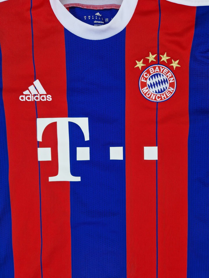 Sponsor on 2014/15 Bayern Munich Shirt