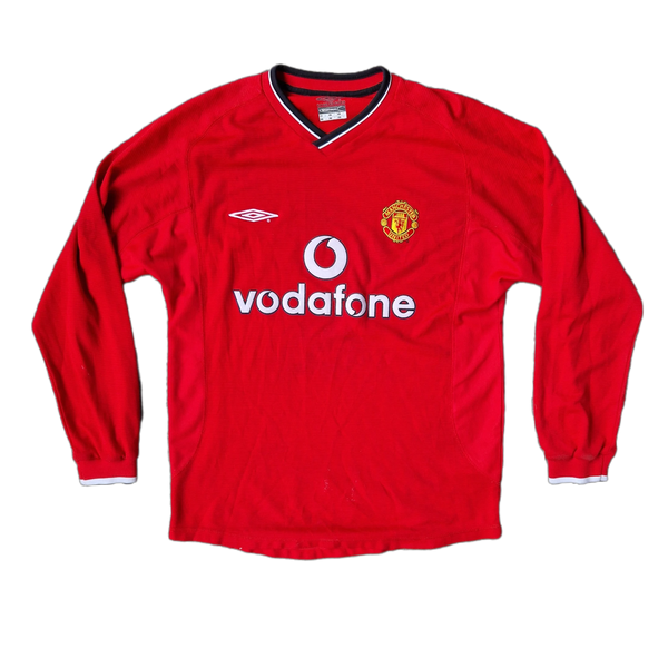 Front of 2000/01 Manchester United Long Sleeve Shirt