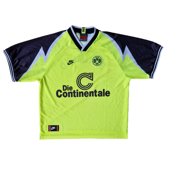 Front of 1995/96 Borussia Dortmund Shirt 
