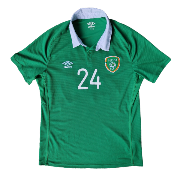 front of player issue 2014 Ireland football Shirt