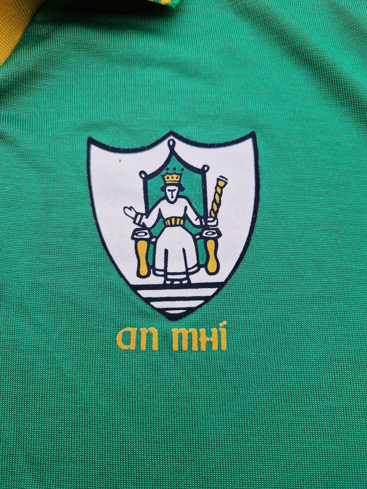 Meath GAA crest on 1998/99 Meath GAA Jersey