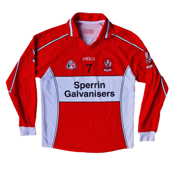 Front of long sleeve classic retro 2006/07 Derry GAA Jersey