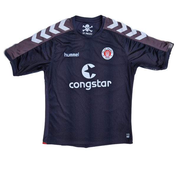 Front of 2015/16 St Pauli Shirt