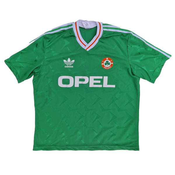 Front of authentic 1990 Ireland Football Shirt. Classic soccer jersey