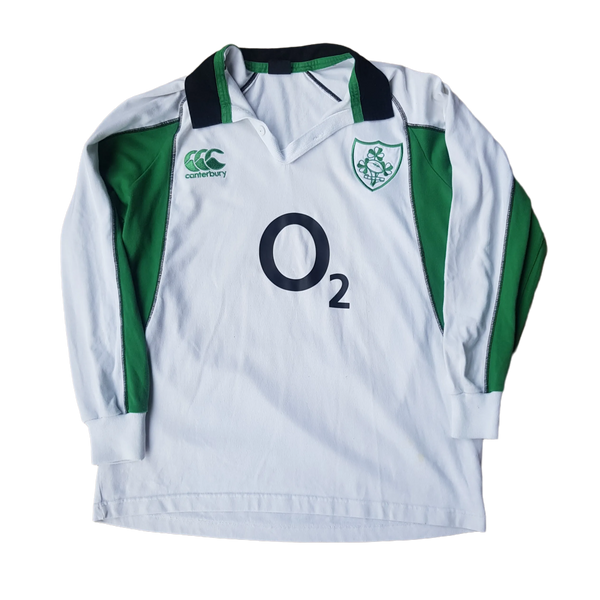 Front of classic long sleeve 2006 Ireland Rugby Jersey 