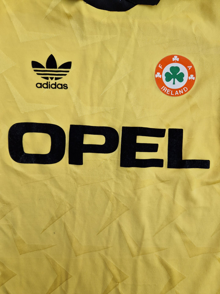 Opel sponsor on 1990 Ireland Goalkeeper Jersey