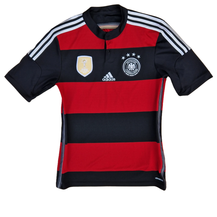 Front of 2014/15 Germany Away with World Cup Champions badge