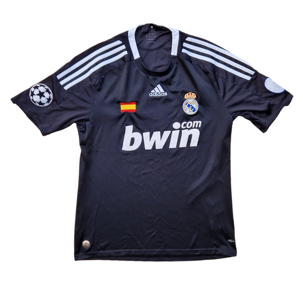 Front of 2008/09 Real Madrid Third Jersey 