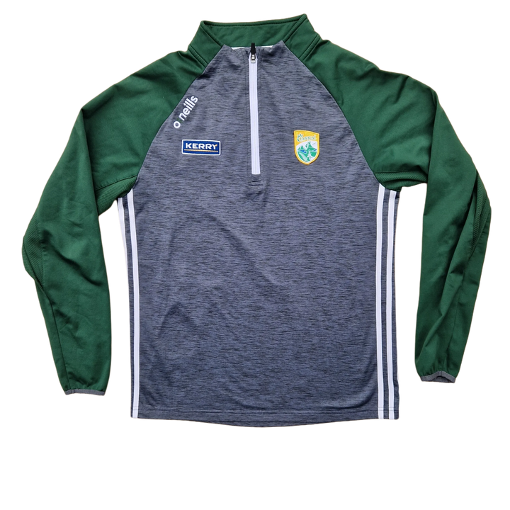 Front of Kerry GAA quarter zip training top