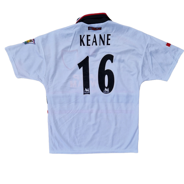 Back of 1997/98 Manchester United Away Shirt with Roy Keane name set