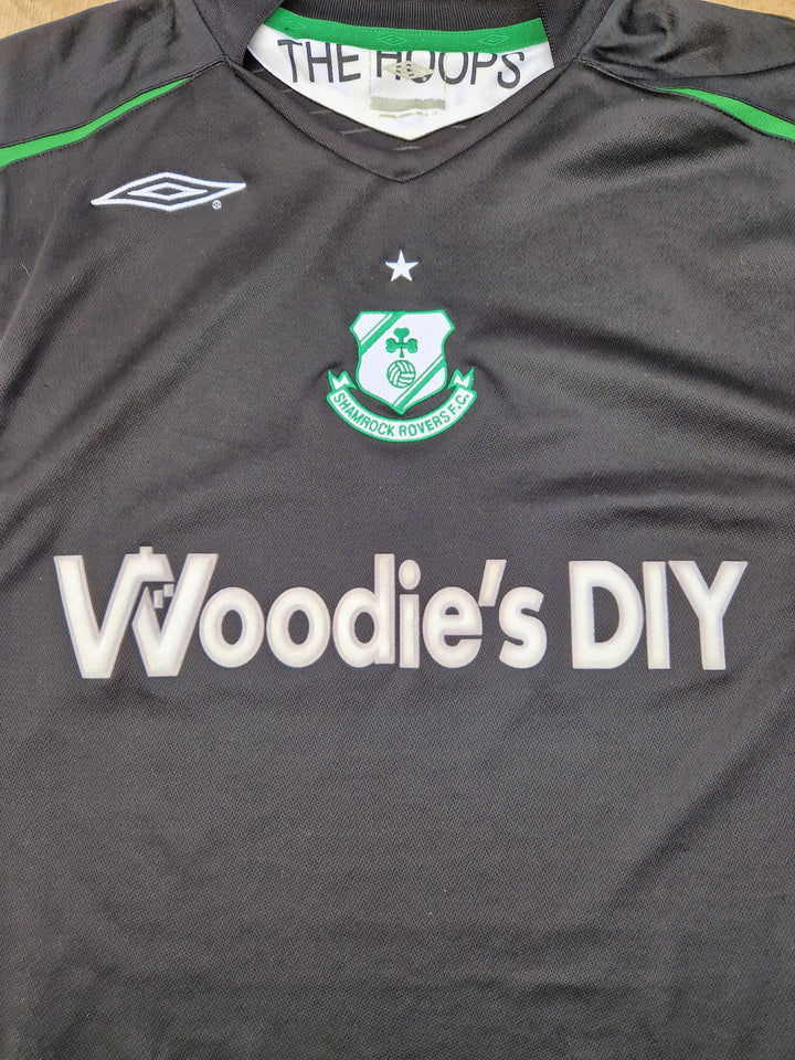 Woodies DIY sponsor on Front of 2005 2006 2007 Shamrock Rovers Away Jersey