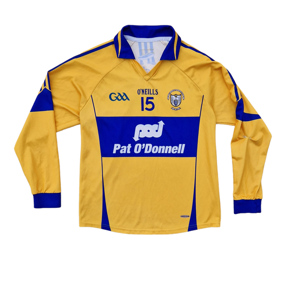 Front of player issue long sleeve 2010/11 Clare Jersey