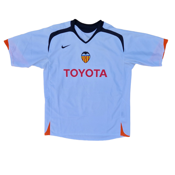 Front of 2005/06 Valencia football shirt