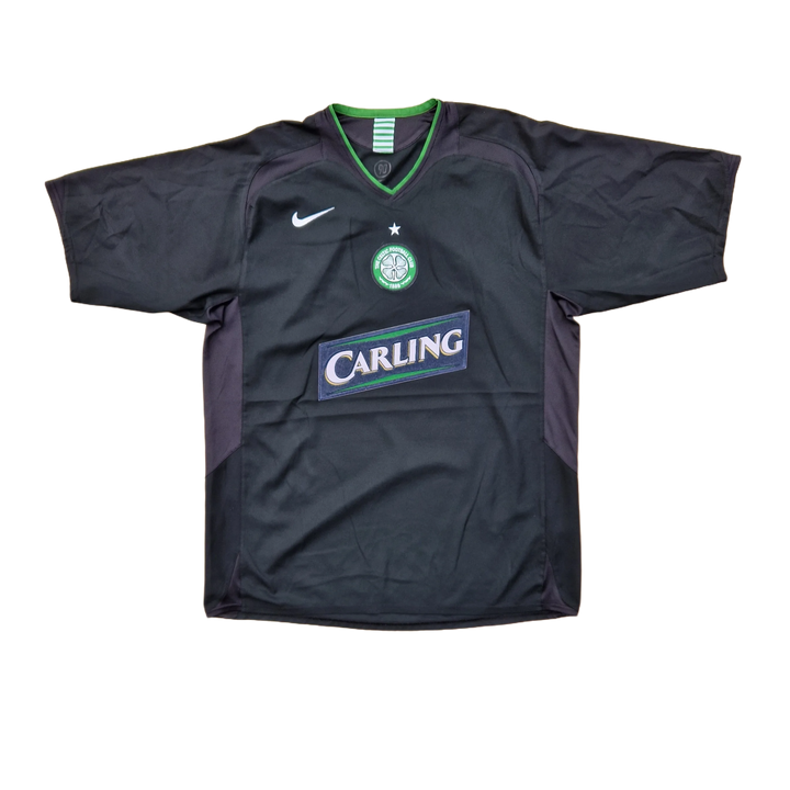 Front of 2005/06 Celtic Third Shirt