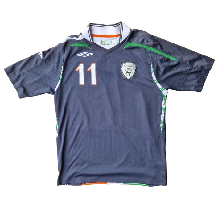 Front of 2006 Ireland Third Shirt 