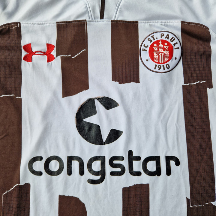 Sponsor on 2018/19 St Pauli Away Shirt