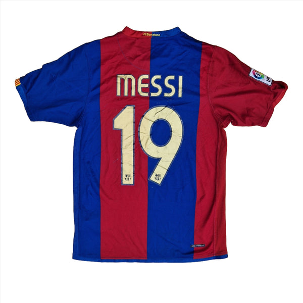 Messi name set on 2006/07 Barcelona Shirt 