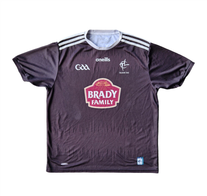 Front of Kildare GAA training jersey.