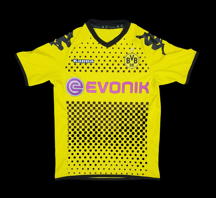 Front of 2011/12 Borussia Dortmund shirt