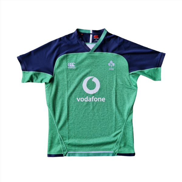 Front of Ireland Rugby Training Jersey with GPS Pouch