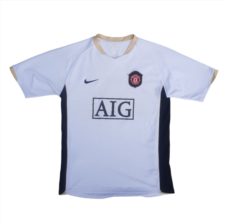 Front of 2006/08 Manchester United away shirt