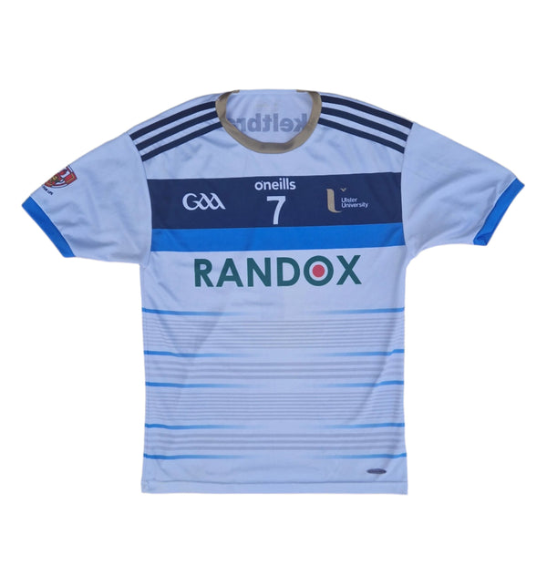 Front of Ulster University GAA jersey