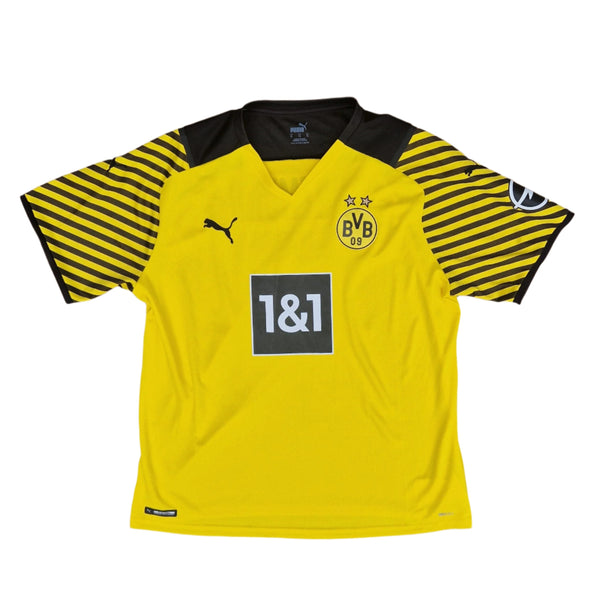 Front of 2021/22 Borussia Dortmund shirt