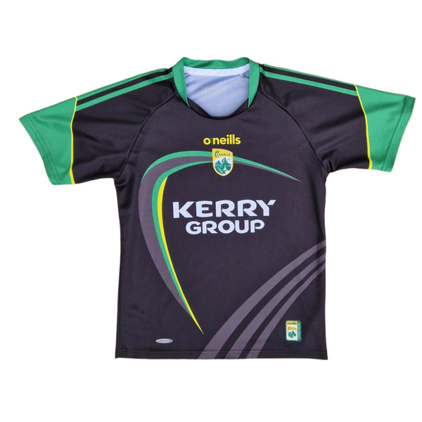 Front of kids Kerry GAA Training jersey