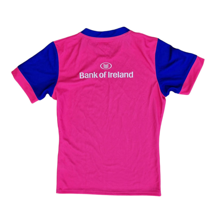 Rear of Leinster rugby referee jersey