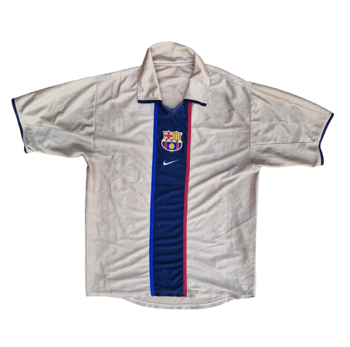 Front of 2001 Barcelona away shirt