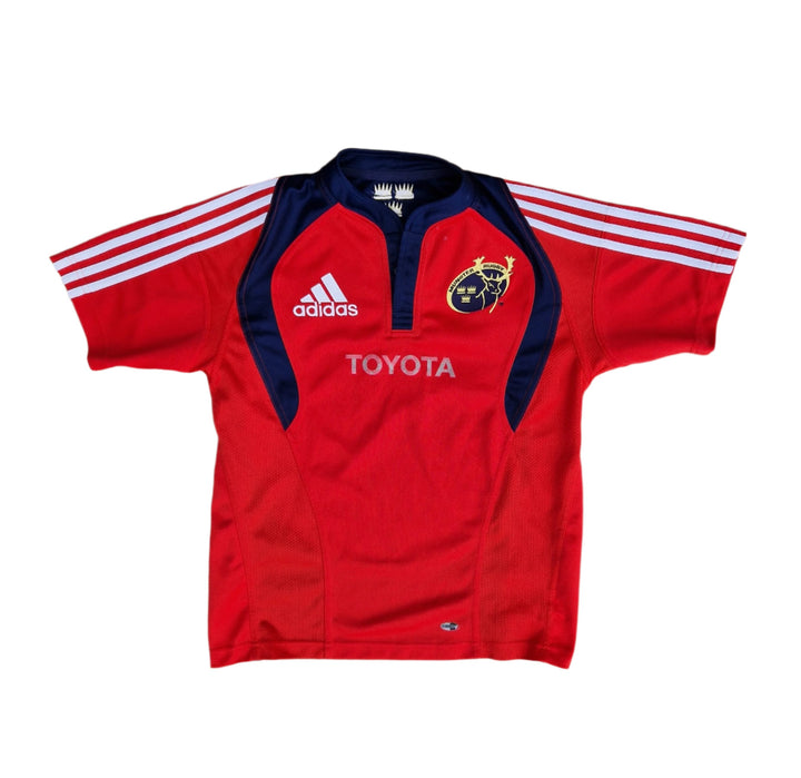 Front of 2007/09 Munster rugby jersey