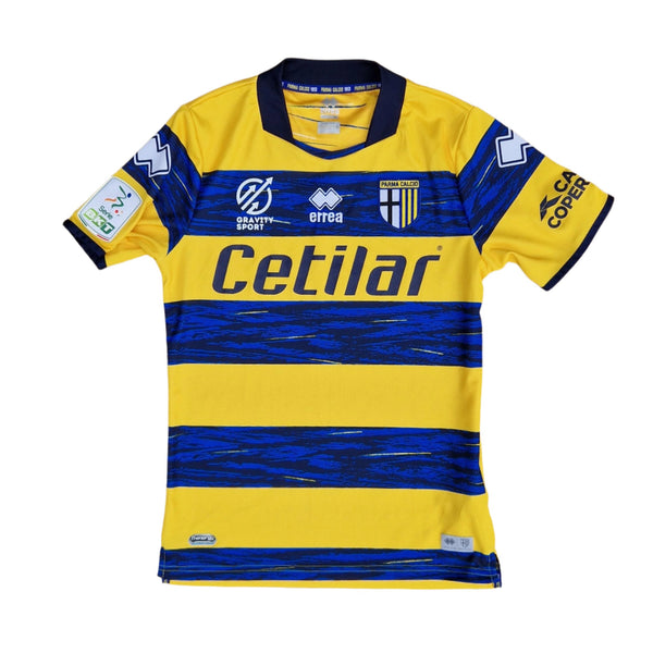 Front of 2022/23 Parma away football shirt