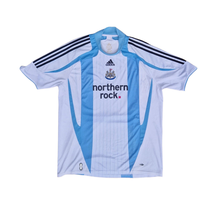 Front of 2007/08 Newcastle Third shirt