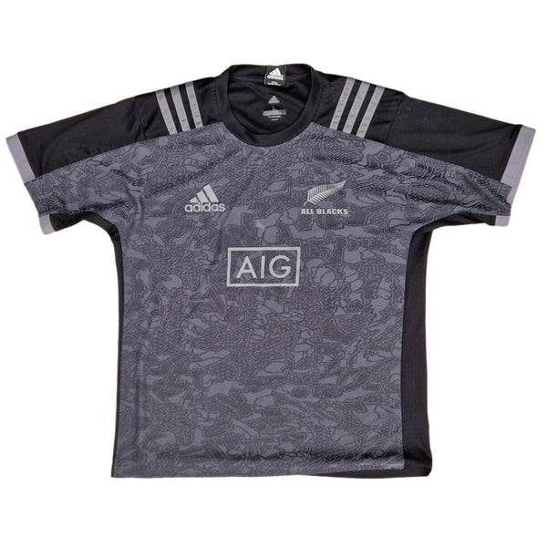 Front of All Blacks Training T