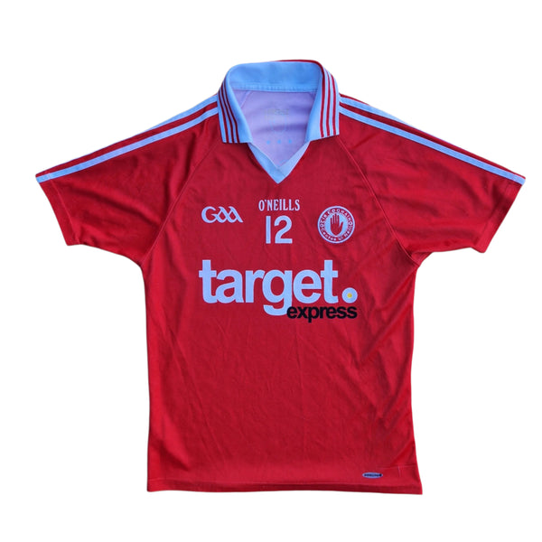 Front of player issue tight fit 2011 Tyrone GAA away jersey