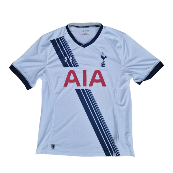 front of 2015/16 Spurs Jersey 