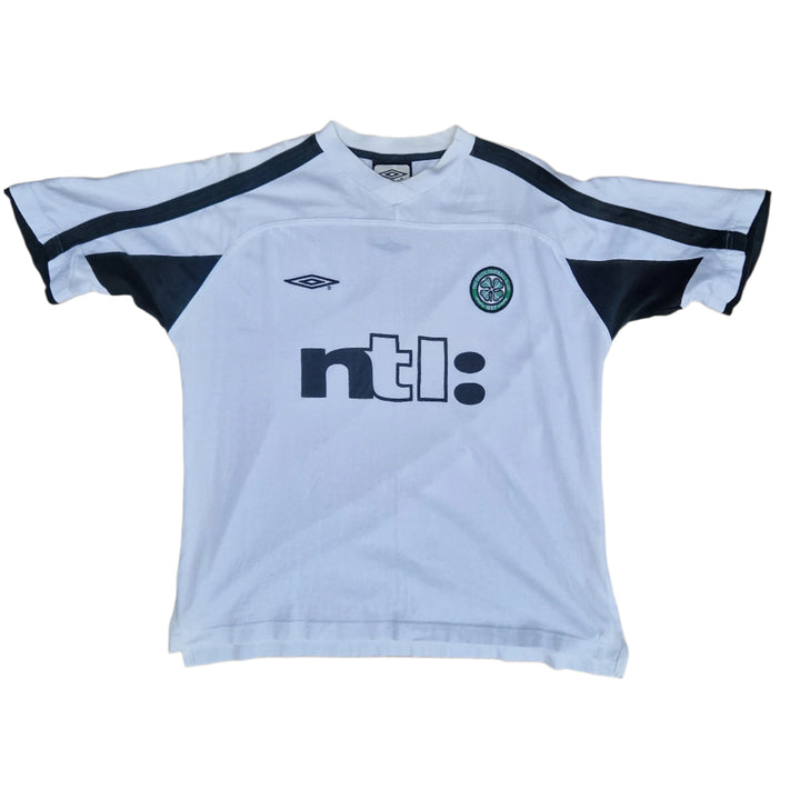 Front of 2002 Celtic training jersey